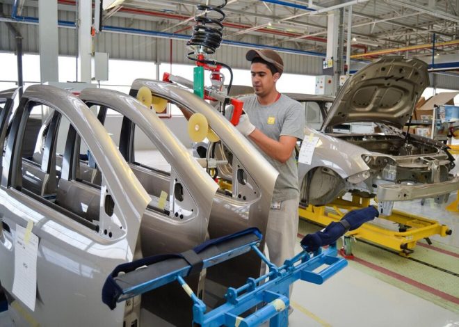 «Inflar neumáticos se ha acabado”: Europa fabrica en Argelia con el mismo método que critica a China y Argelia se ha hartado