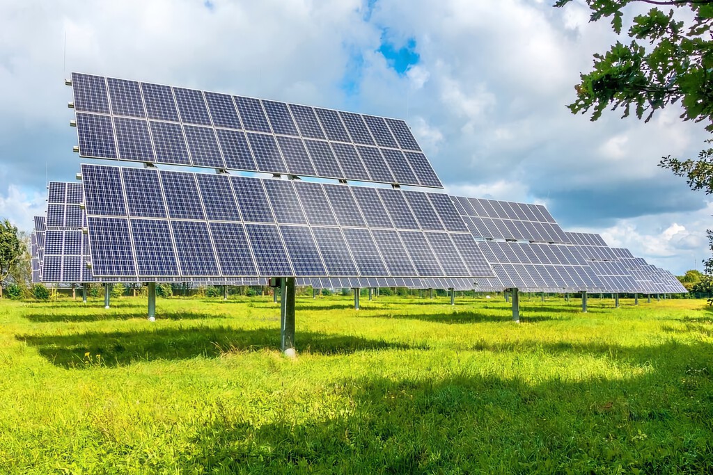 El supercomputador de Harvard ha llegado a una conclusión: no hace falta instalar paneles solares en todas partes