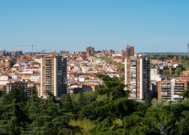 Hacienda advierte a los propietarios que tengan más de una vivienda: si no la usan como residencia habitual hay que declararla